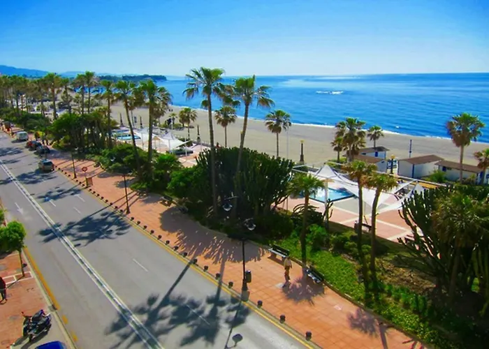 Villa - Playa - Con Amplia Terraza Abierta A La Piscina El12 Estepona