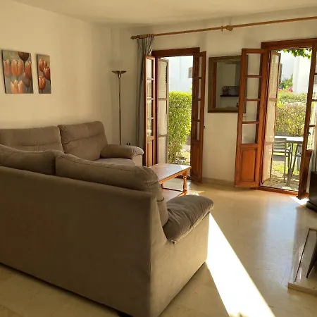 - Playa - Con Amplia Terraza Abierta A La Piscina El12