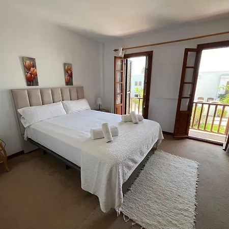 - Playa - Con Amplia Terraza Abierta A La Piscina El12 *