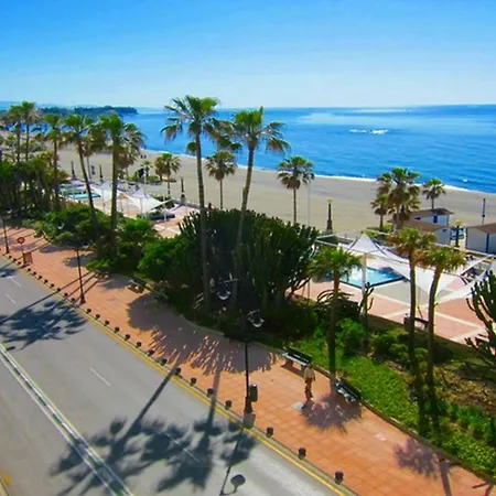 Villa - Playa - Con Amplia Terraza Abierta A La Piscina El12 Estepona