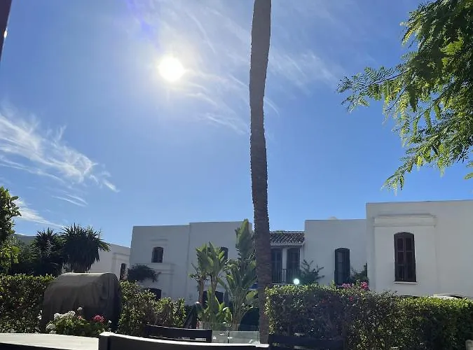 Villa - Playa - Con Amplia Terraza Abierta A La Piscina El12 Estepona