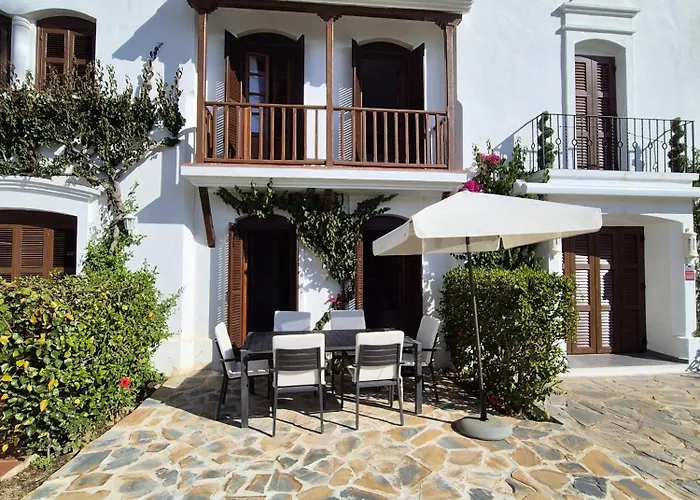 - Playa - Con Amplia Terraza Abierta A La Piscina El12 Естепона