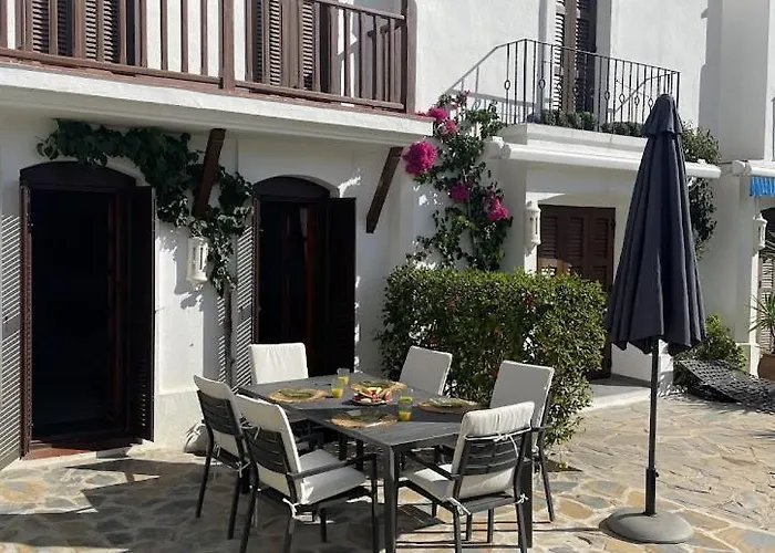 - Playa - Con Amplia Terraza Abierta A La Piscina El12 *