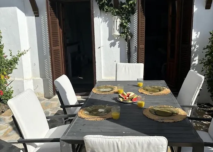 - Playa - Con Amplia Terraza Abierta A La Piscina El12